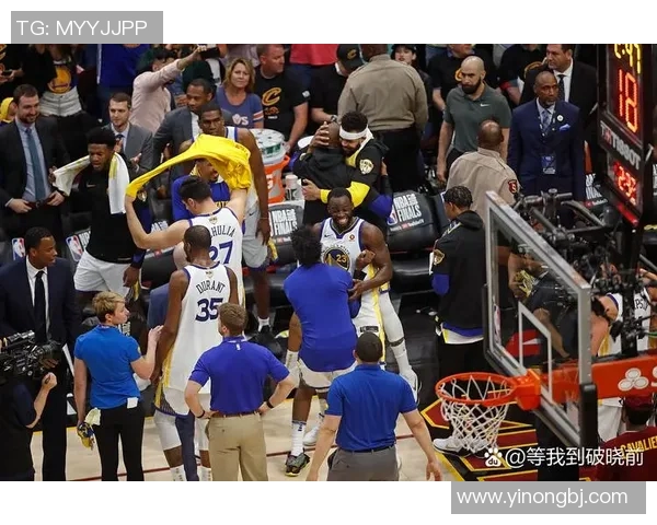 勇士队与马刺精彩对决直播全程回顾与赛后分析